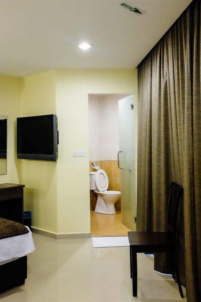 Hotel Safari Two Куала Лумпур Екстериор снимка
